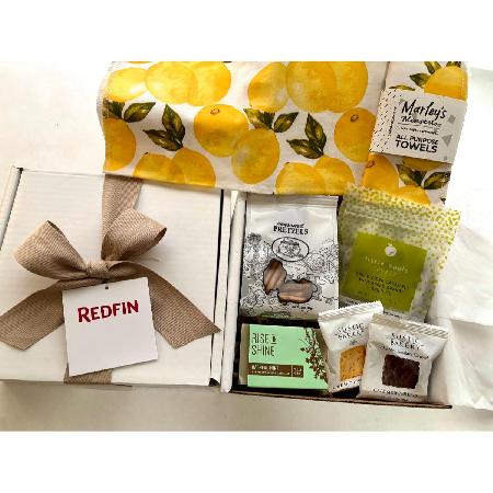 Housewarming Gift Box